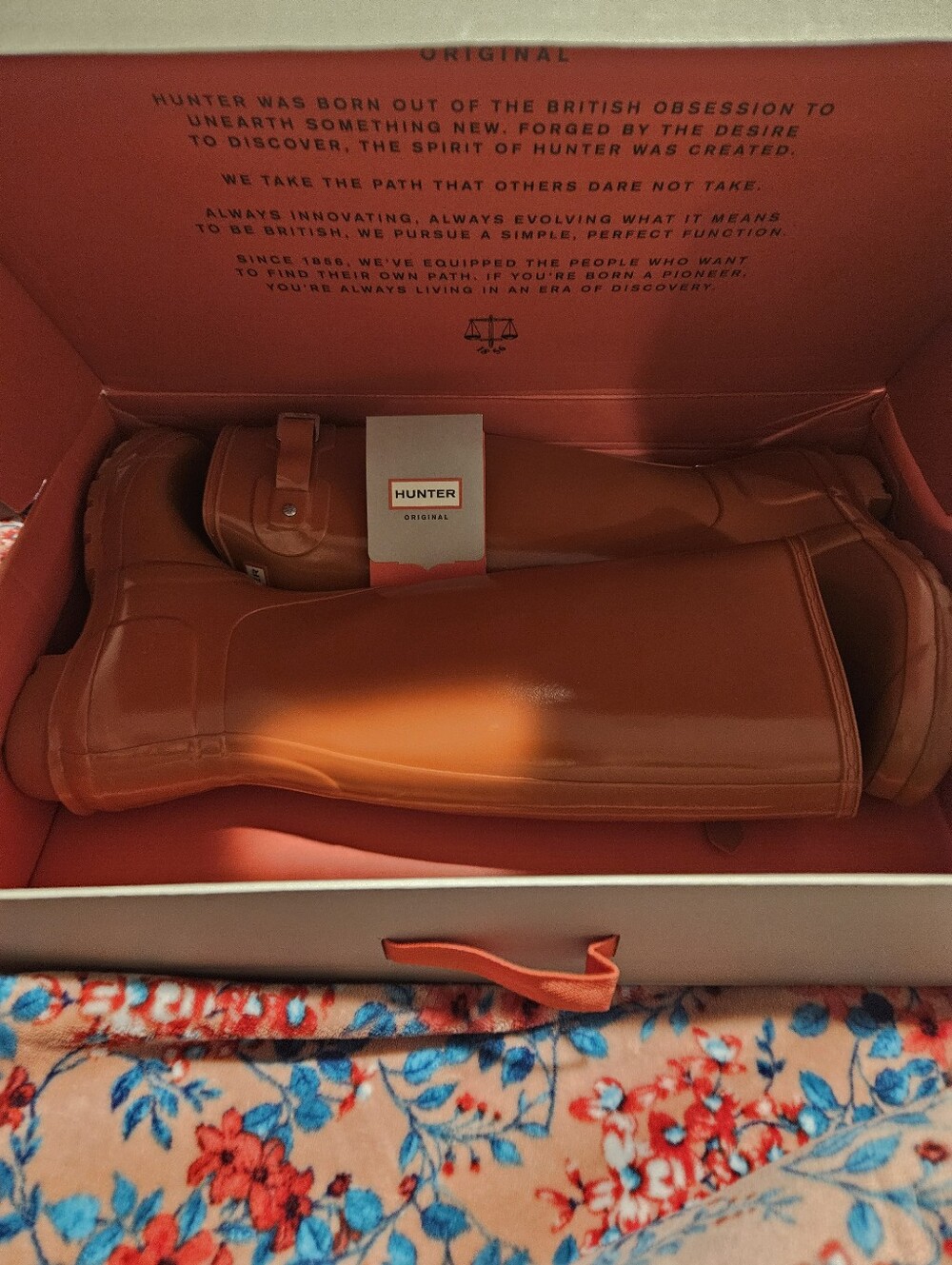 Hunter Women Tall  Gloss Rain Boots —  Orange